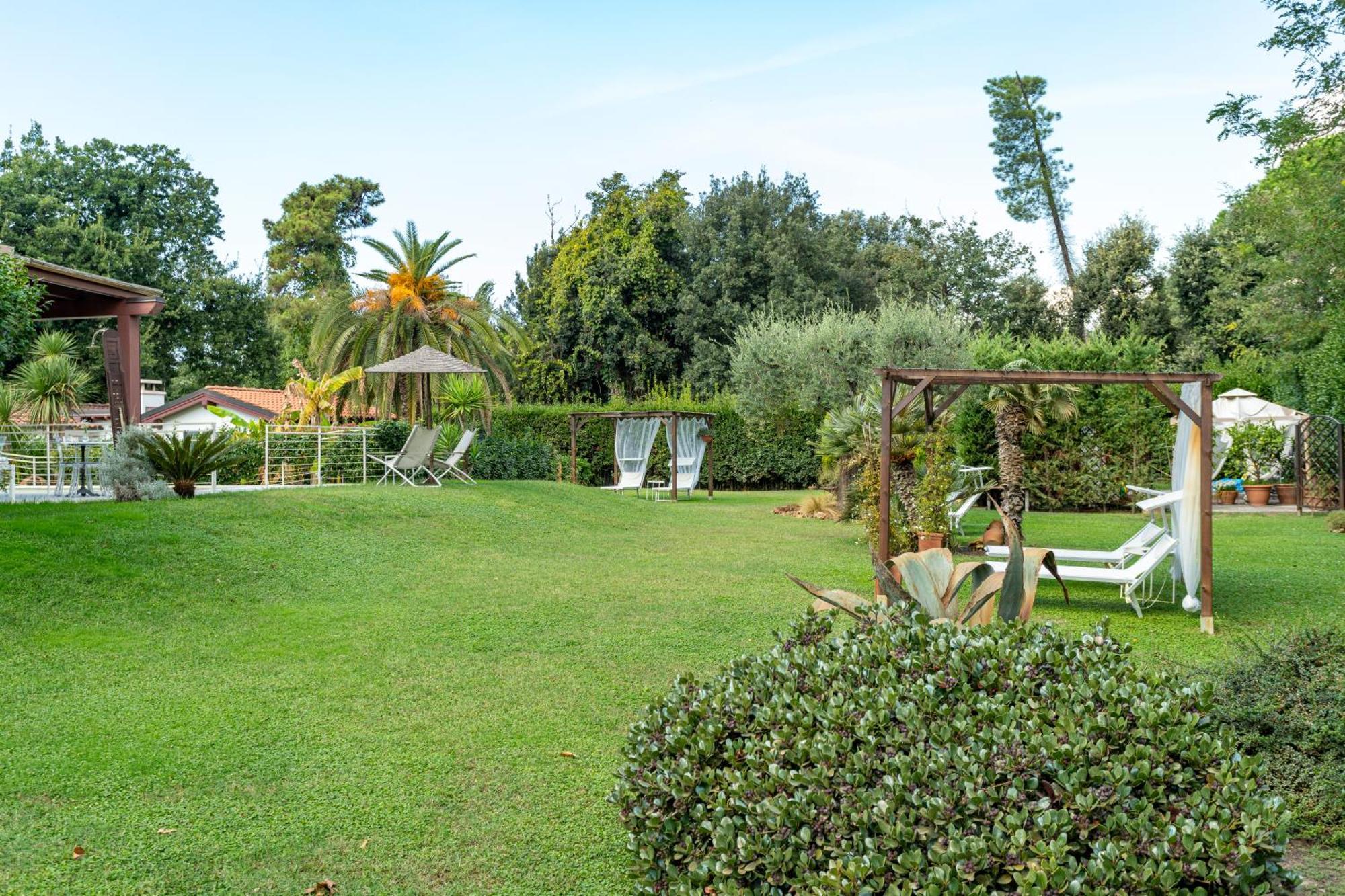 Il Gioiello B&B Marina di Pietrasanta Esterno foto